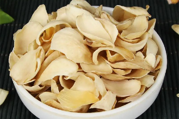 百合干可以燉湯嗎 百合干燉湯為什么是苦的 百合干可以燉湯嗎 百合干燉湯為什么是苦的