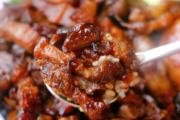 鹵肉湯怎么保存時間長 鹵肉湯一直反復能使用多久