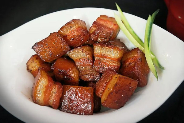 鹵肉怎么上色又紅又亮 鹵肉的制作方法和步驟 鹵肉怎么上色又紅又亮 鹵肉的制作方法和步驟