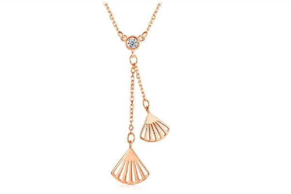 項鏈配吊墜好看還是不配吊墜好看 項鏈配什么吊墜好看 項鏈配吊墜好看還是不配吊墜好看 項鏈配什么吊墜好看