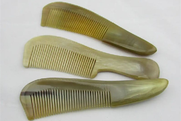 牛角梳哪種牛角最好 牛角梳買(mǎi)什么樣的好