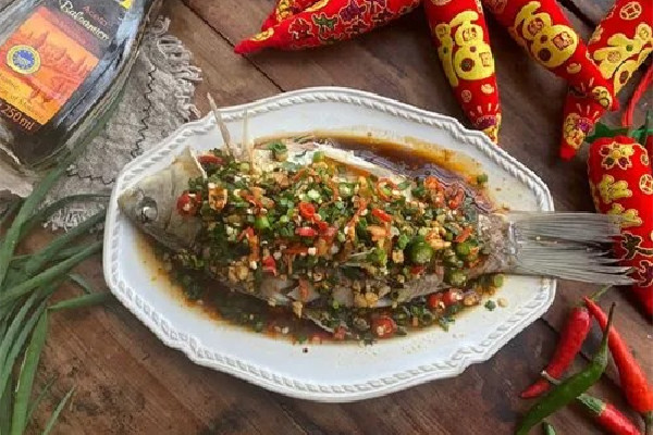 鯽魚要去魚腥線嗎 鯽魚去腥味怎么處理 鯽魚要去魚腥線嗎 鯽魚去腥味怎么處理