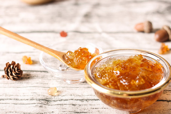 桃膠可以從樹上摘下直接吃嗎 桃膠怎么煮好吃又營養(yǎng) 桃膠可以從樹上摘下直接吃嗎 桃膠怎么煮好吃又營養(yǎng)