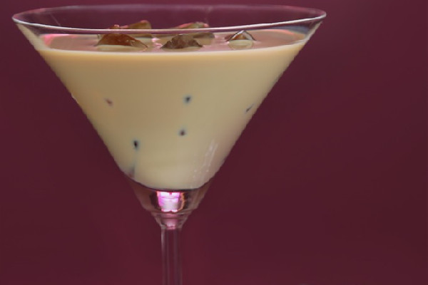 百麗甜酒保質(zhì)期多長(zhǎng)時(shí)間 百麗甜酒放了10多年可以喝嗎