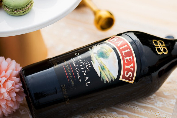 百麗甜酒有沉淀正常嗎 百麗甜酒過期了能喝嗎