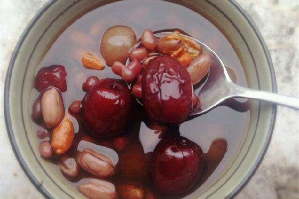 五紅湯補(bǔ)血效果怎么樣 五紅湯對月經(jīng)量少有效果嗎