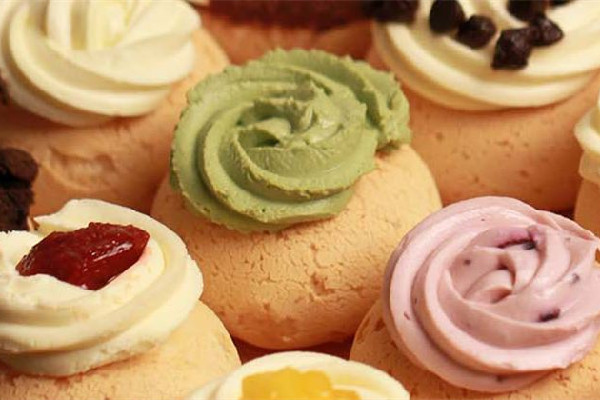 泡芙烤好了能立馬拿出來嗎 泡芙烤出來塌了什么原因 泡芙烤好了能立馬拿出來嗎 泡芙烤出來塌了什么原因