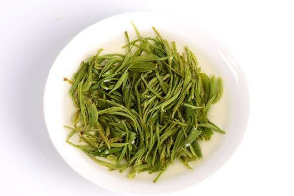 信陽(yáng)毛尖用多少度的水沖泡好 信陽(yáng)毛尖可以冷泡嗎