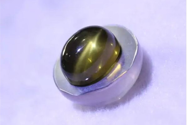 貓眼石是天然的還是人工的 貓眼石是什么石頭 貓眼石是天然的還是人工的 貓眼石是什么石頭