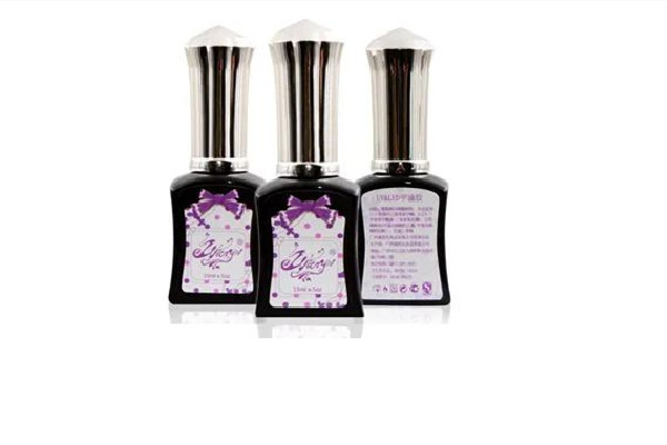 甲油膠哪個牌子好 甲油膠買多少錢的合適 甲油膠哪個牌子好 甲油膠買多少錢的合適