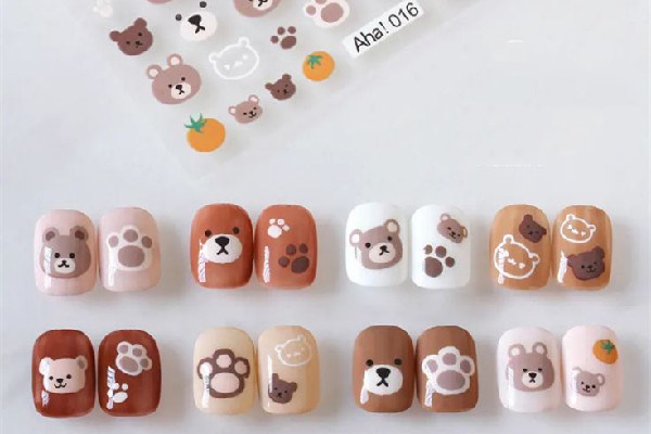 美甲貼紙對(duì)指甲有害嗎 美甲貼紙是什么材質(zhì) 美甲貼紙對(duì)指甲有害嗎 美甲貼紙是什么材質(zhì)
