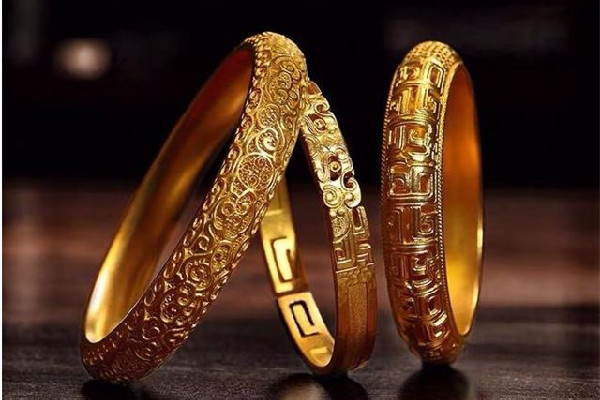 古法黃金可以戴著洗澡嗎 古法黃金會(huì)不會(huì)掉色