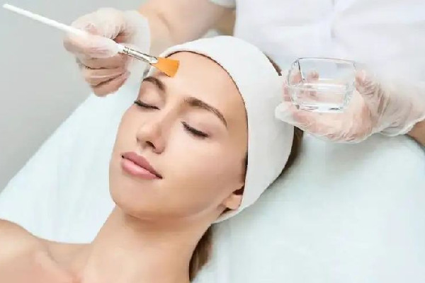 菱角湖漾一醫(yī)學美容·皮膚科刷酸后皮膚感覺怎么樣 刷酸可以天天刷嗎