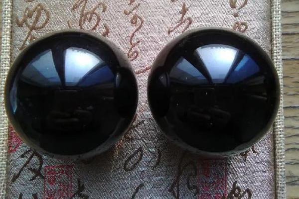 黑曜石怎么消磁 黑曜石多久凈化一次 黑曜石怎么消磁 黑曜石多久凈化一次