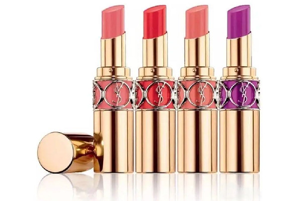 口紅可以用清水洗掉嗎 口紅卸不干凈會(huì)怎樣 口紅可以用清水洗掉嗎 口紅卸不干凈會(huì)怎樣