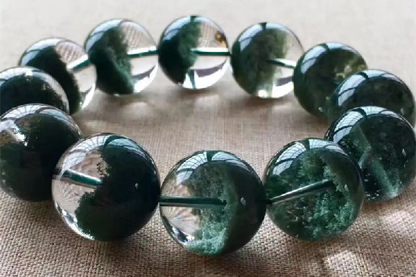 綠幽靈手鏈價(jià)格一般是多少 綠幽靈有收藏價(jià)值嗎 綠幽靈手鏈價(jià)格一般是多少 綠幽靈有收藏價(jià)值嗎