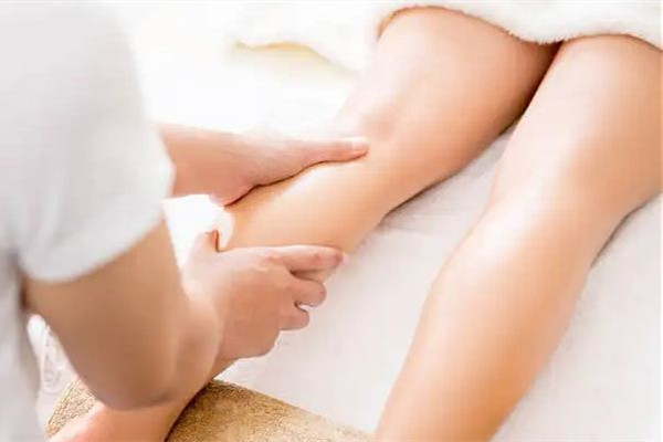 后湖大美人美容SPA會(huì)所按摩后舒服嗎 按摩可以消除富貴包嗎