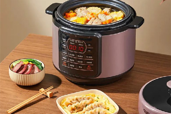 高壓鍋用的時候?yàn)槭裁磿?高壓鍋用的時候會一直噴氣嗎 高壓鍋用的時候?yàn)槭裁磿?高壓鍋用的時候會一直噴氣嗎