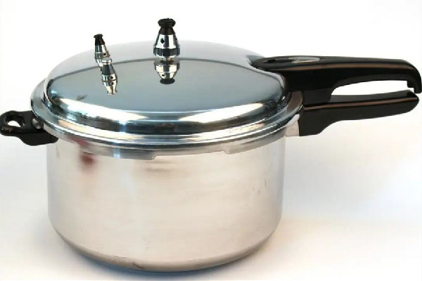 高壓鍋要等氣放完了才能打開(kāi)嗎 高壓鍋放氣會(huì)不會(huì)爆炸