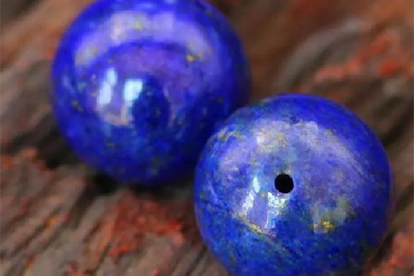 青金石的顏色等級 青金石有收藏價(jià)值嗎