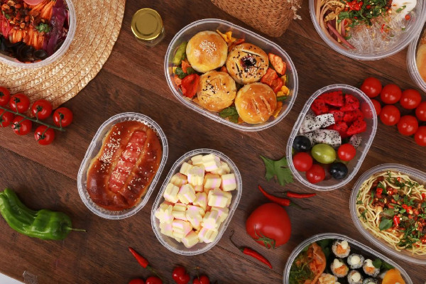 女子外賣被偷揪出小偷后淚崩 外賣有問(wèn)題如何補(bǔ)償