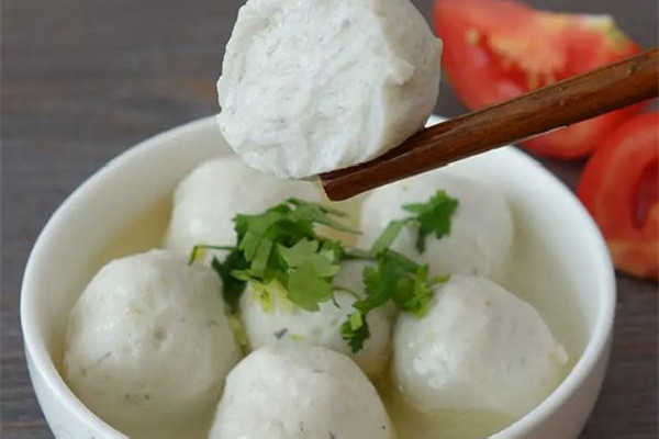 魚丸怎么做又滑又嫩 魚丸做的不q彈什么原因 魚丸怎么做又滑又嫩 魚丸做的不q彈什么原因