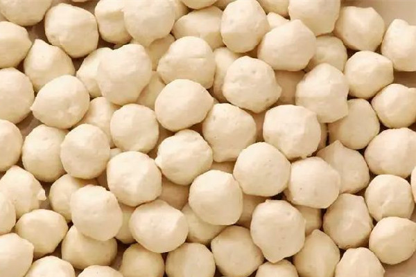 魚丸要打多久才會彈 魚丸吃起來像豆腐渣什么原因 魚丸要打多久才會彈 魚丸吃起來像豆腐渣什么原因