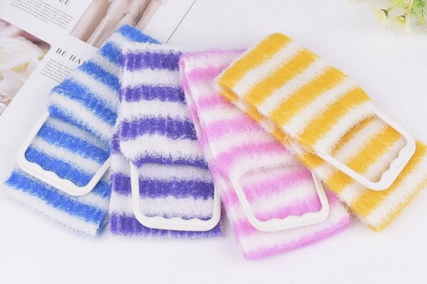 搓澡巾多久換一次 搓澡巾用時(shí)間長了還能用嗎