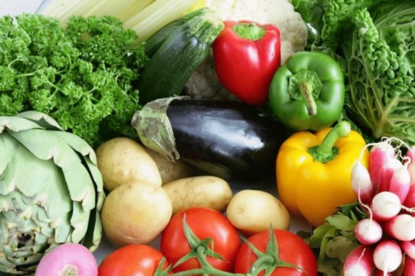 萬(wàn)噸蔬菜滯銷客戶來不了供應(yīng)鏈斷裂 蔬菜有哪些營(yíng)養(yǎng)價(jià)值