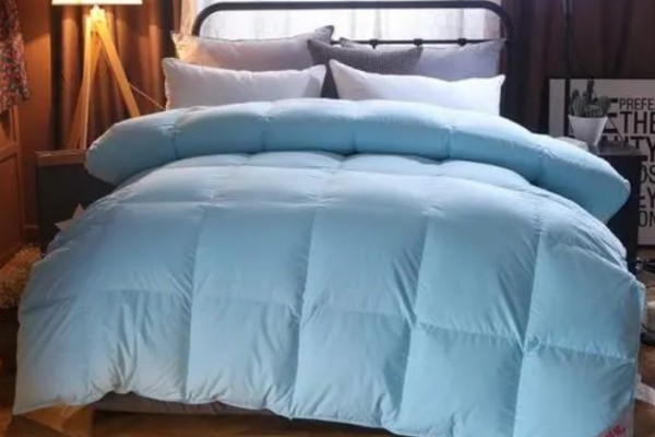 羽絨被不貼被套怎么辦 羽絨被用什么被套不會滑
