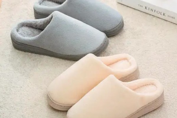 棉拖鞋臭了怎么除味 棉拖鞋多久洗一次合適 棉拖鞋臭了怎么除味 棉拖鞋多久洗一次合適