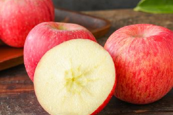 紅富士蘋(píng)果產(chǎn)地在哪里 紅富士蘋(píng)果特點(diǎn)