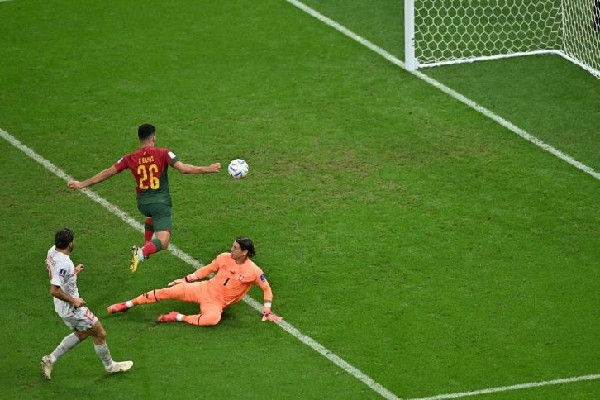 西班牙點(diǎn)球大戰(zhàn)出局 世界杯死亡之組4隊全部回家 西班牙點(diǎn)球大戰(zhàn)出局 世界杯死亡之組4隊全部回家