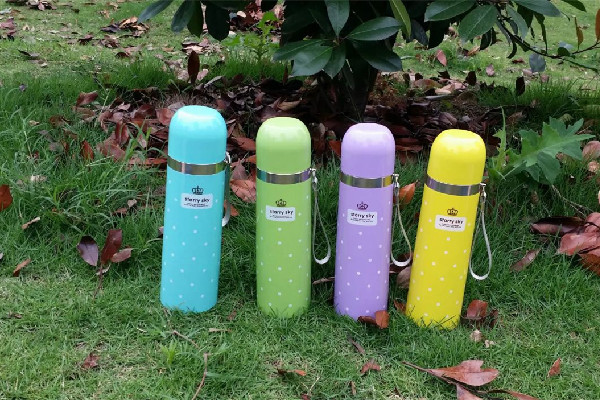 保溫杯不保溫了怎么恢復(fù) 保溫杯不保溫了還能用嗎 保溫杯不保溫了怎么恢復(fù) 保溫杯不保溫了還能用嗎