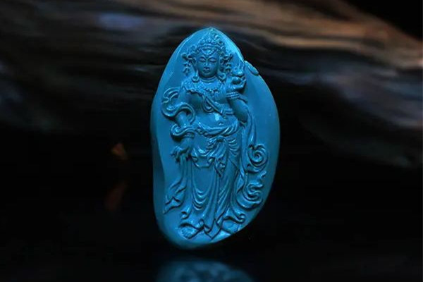 綠松石有花紋好還是沒(méi)花紋好 綠松石什么樣的品質(zhì)好