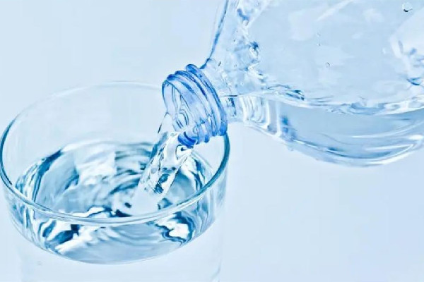 礦泉水可以補充電解質嗎 礦泉水對人體的好處