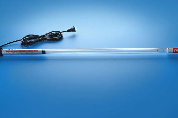 紫外線(xiàn)消毒燈對(duì)人體的傷害有哪些 紫外線(xiàn)消毒燈適合家庭使用嗎 紫外線(xiàn)消毒燈對(duì)人體的傷害有哪些 紫外線(xiàn)消毒燈適合家庭使用嗎