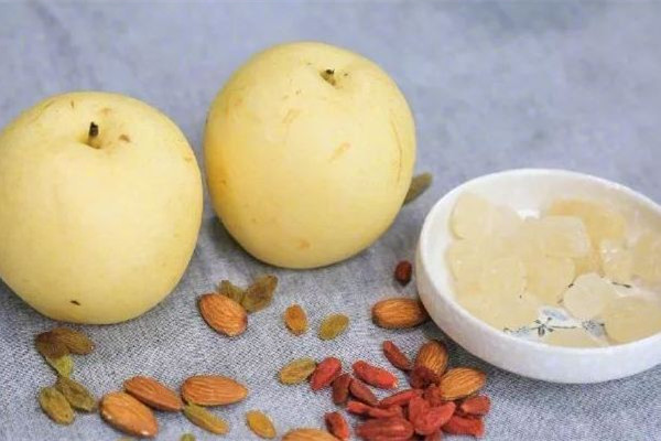 冰糖燉雪梨會(huì)加重咳嗽嗎 冰糖燉雪梨吃多久見(jiàn)效 冰糖燉雪梨會(huì)加重咳嗽嗎 冰糖燉雪梨吃多久見(jiàn)效