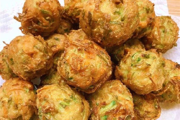 蘿卜丸子用什么蘿卜好吃 蘿卜丸子要放什么調(diào)料 蘿卜丸子用什么蘿卜好吃 蘿卜丸子要放什么調(diào)料