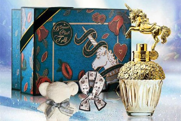 安娜蘇筑夢天馬是什么香調(diào) 安娜蘇筑夢天馬獨角獸香水好聞嗎