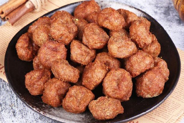 炸肉丸用哪個(gè)部位的肉 炸肉丸用前腿肉還是后腿肉 炸肉丸用哪個(gè)部位的肉 炸肉丸用前腿肉還是后腿肉