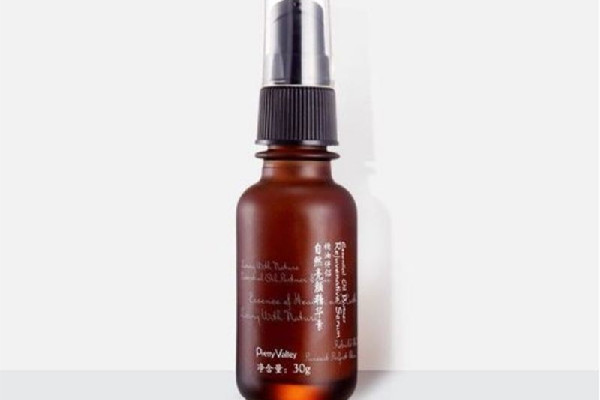 護(hù)膚精油可以抹頭發(fā)嗎 護(hù)膚精油對頭發(fā)有什么作用