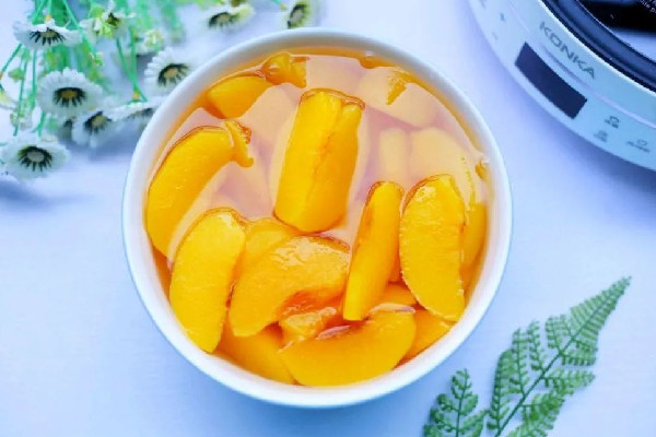 拉貨司機曝光食品廠用爛梨做罐頭 水果罐頭是健康食品嗎 拉貨司機曝光食品廠用爛梨做罐頭 水果罐頭是健康食品嗎