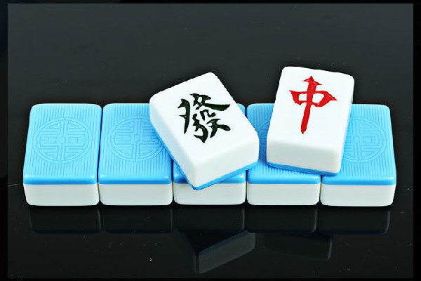 女子乘火車(chē)遇麻將專(zhuān)列生意火爆 麻將有多少種玩法