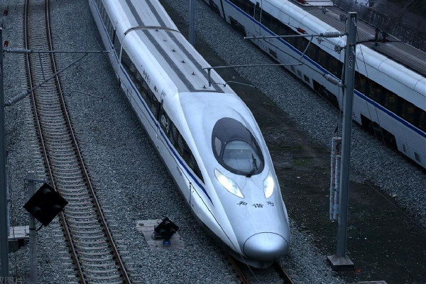 中國鐵路:兔年也不能帶兔子上火車 火車上不能攜帶哪些物品