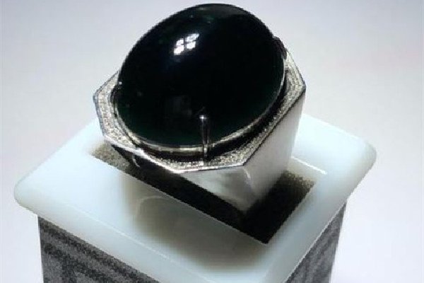 墨翠是什么檔次的翡翠 墨翠和翡翠哪個(gè)值錢(qián)價(jià)格高