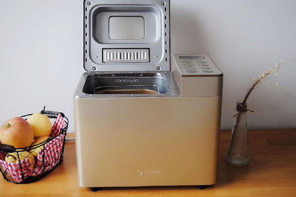 面包機(jī)做面包的教程 面包機(jī)烤面包大約多長時(shí)間