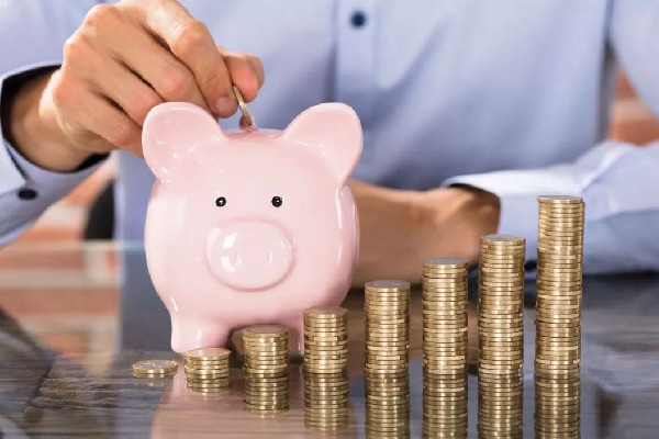 超額儲(chǔ)蓄引討論人們?yōu)楹斡謵鄞驽X了 存錢有幾種方式 超額儲(chǔ)蓄引討論人們?yōu)楹斡謵鄞驽X了 存錢有幾種方式