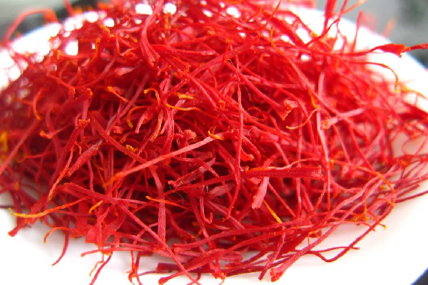 藏紅花怎么分辨真假好壞 藏紅花有塑料味怎么回事 藏紅花怎么分辨真假好壞 藏紅花有塑料味怎么回事