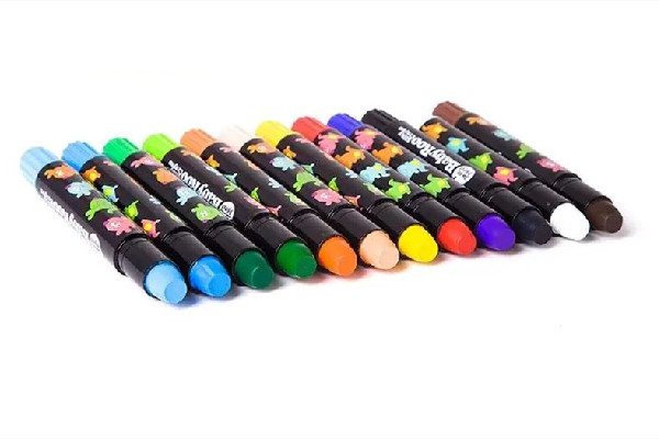 蠟筆畫(huà)墻上怎么去除干凈 蠟筆用什么可以擦掉